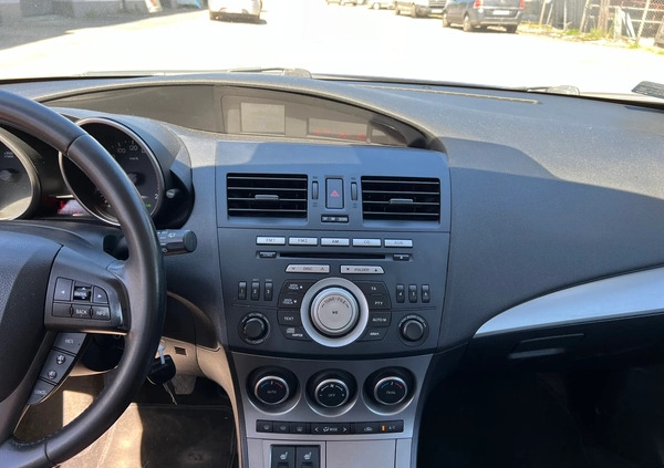 Mazda 3 cena 23950 przebieg: 192000, rok produkcji 2011 z Kędzierzyn-Koźle małe 301